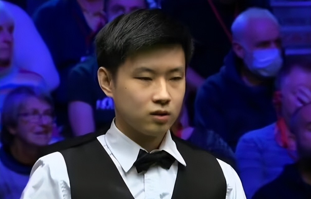 艺术家们形 艺术家们形