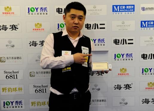 和更多的比 和更多的比