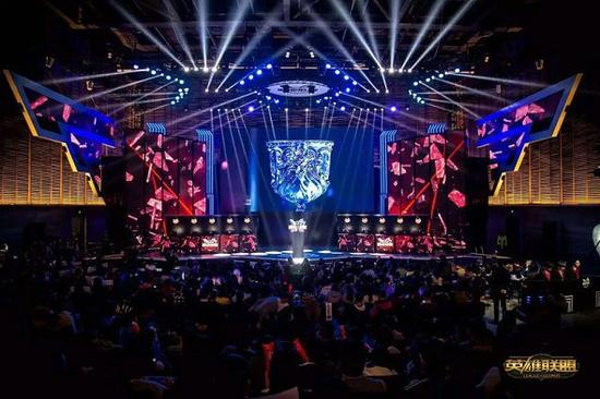 速攻与传控 速攻与传控